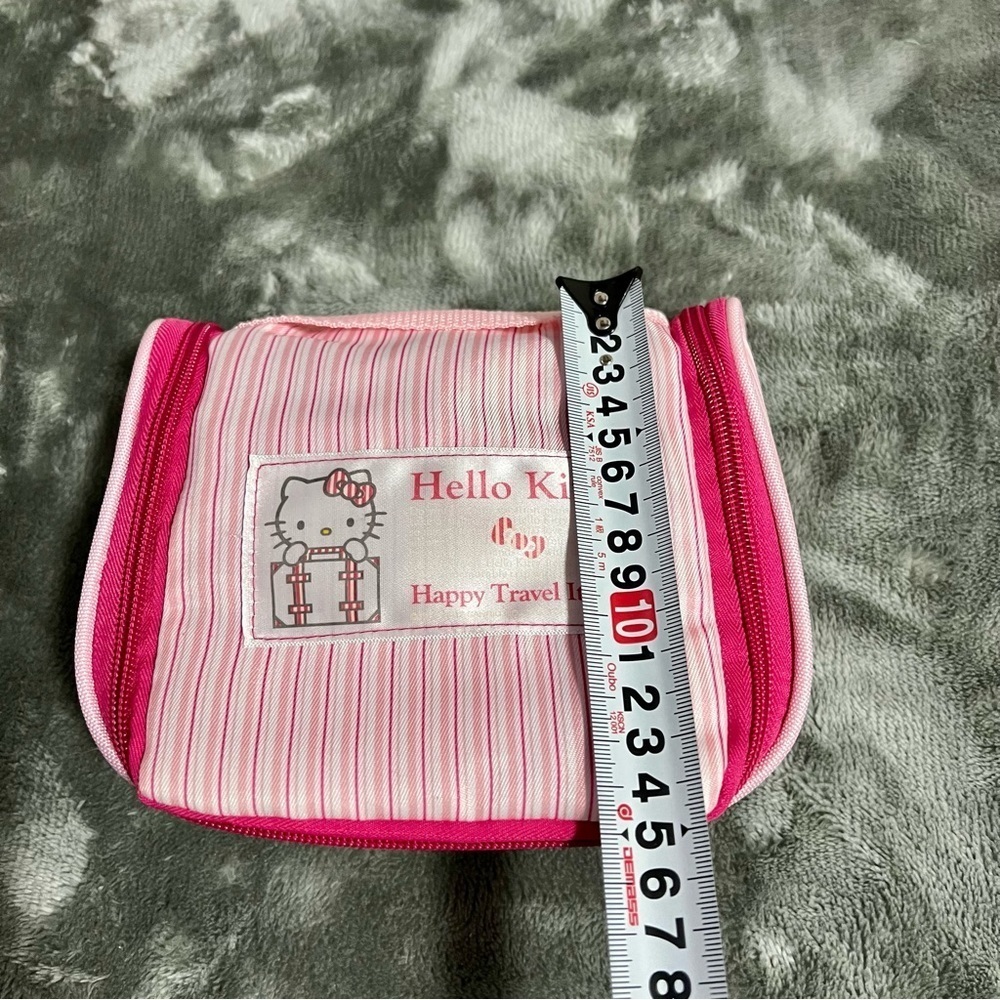 Hello Kitty Happy Travel Cosmetic Case/Pouch - Picture 11 of 14